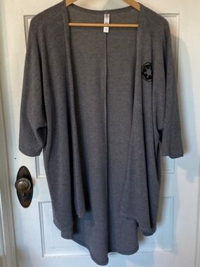 Star Wars Gray and Black Hi-Low Kimono Wrap